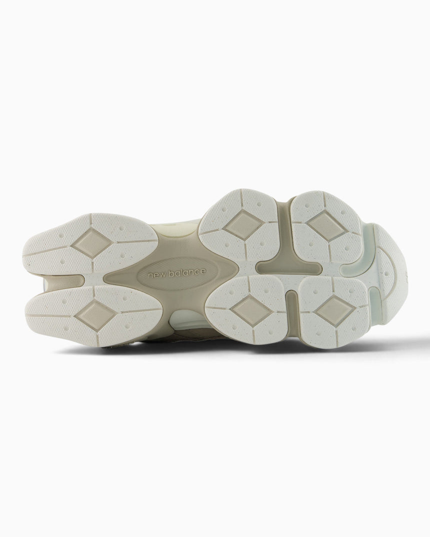 New Balance 9060 Kadın Sneaker