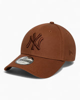 New Era NY Yankees League Essentials 9FORTY Şapka Brown
