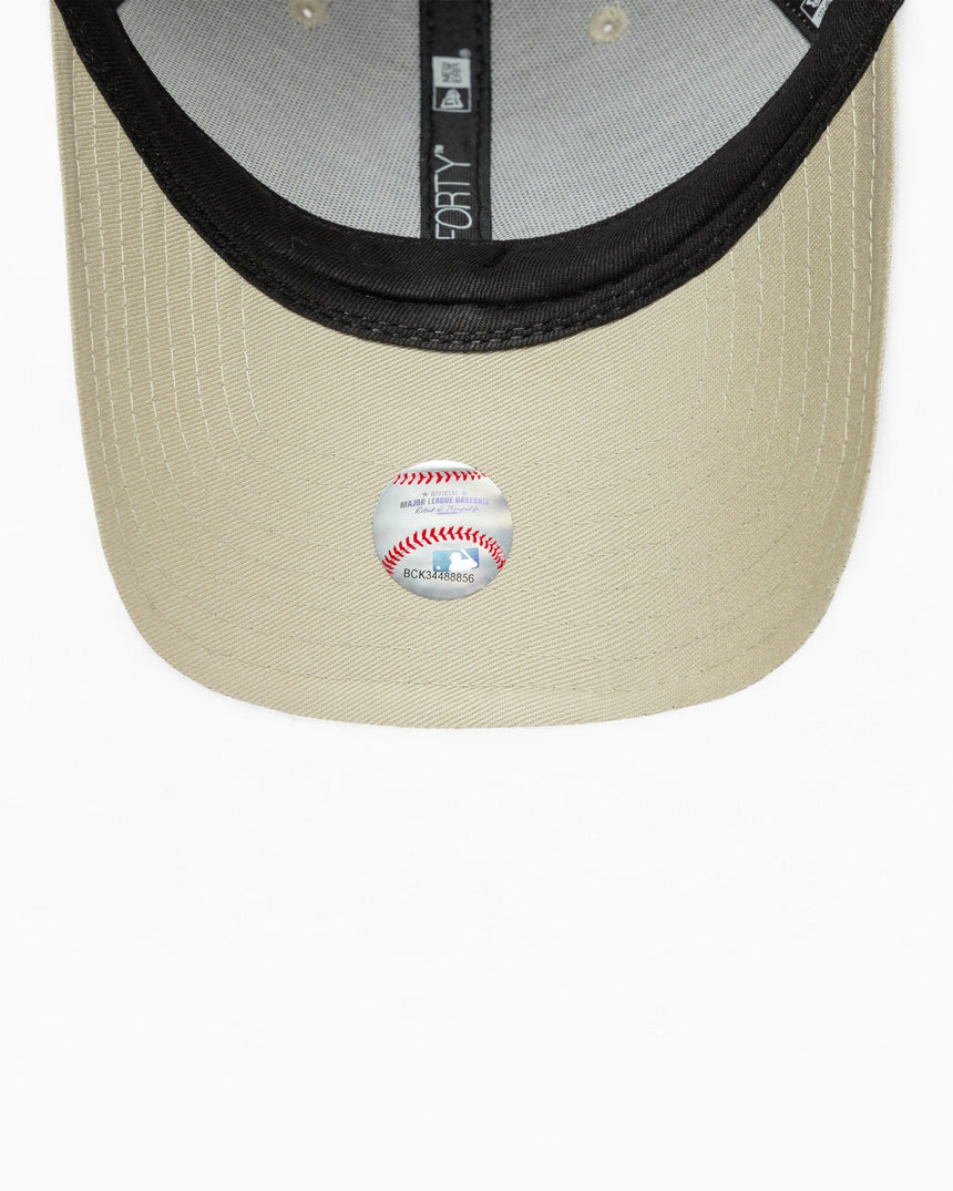 New Era NY Yankees Melton Wool 9FORTY Şapka Beige