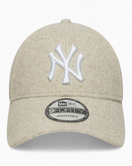 New Era NY Yankees Melton Wool 9FORTY Şapka Beige
