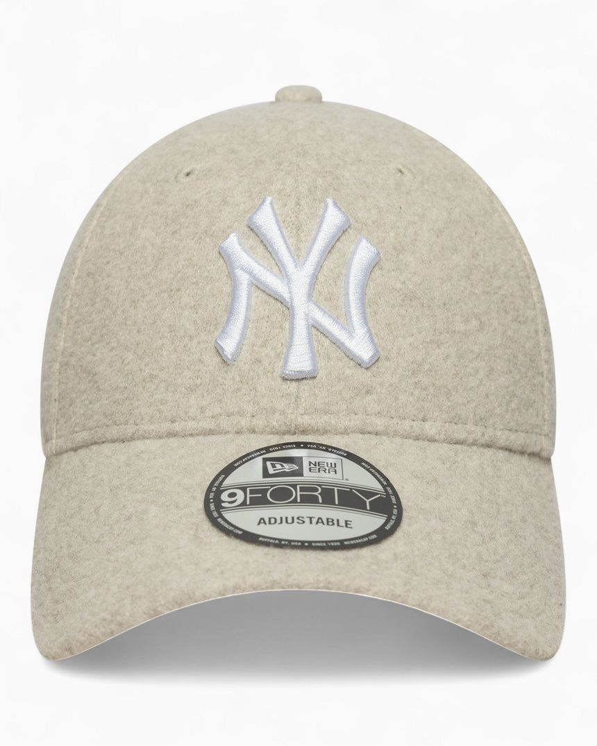 New Era NY Yankees Melton Wool 9FORTY Şapka Beige