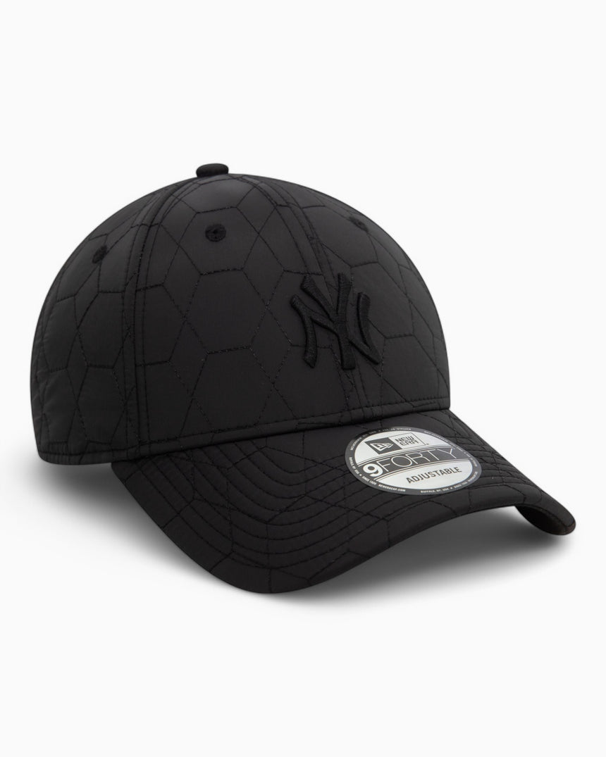 New Era NY Yankees Quilted 9FORTY Şapka