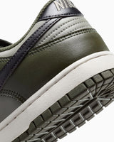 Nike Dunk Low Retro Sneaker