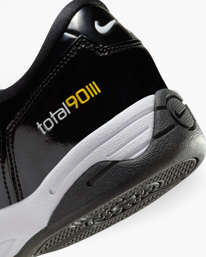 Nike Total 90 Sneaker