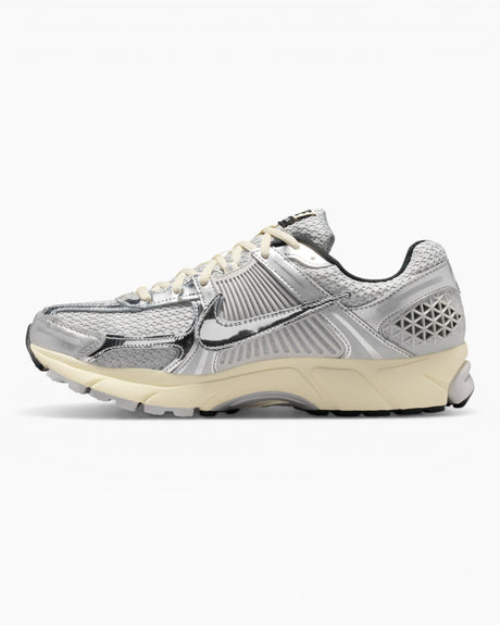Nike Zoom Vomero 5 Kadın Sneaker