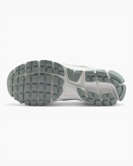 Nike Zoom Vomero 5 Kadın Sneaker