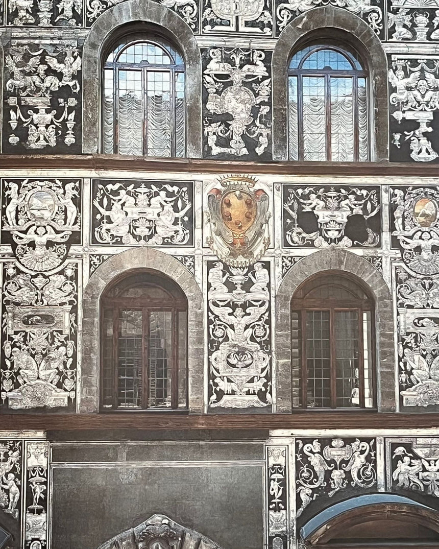 Pestil Books for vitruta Palazzi of Tuscany