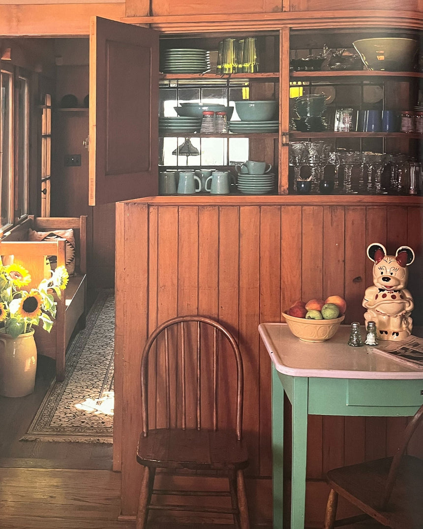 Pestil Books for vitruta American Bungalow Style