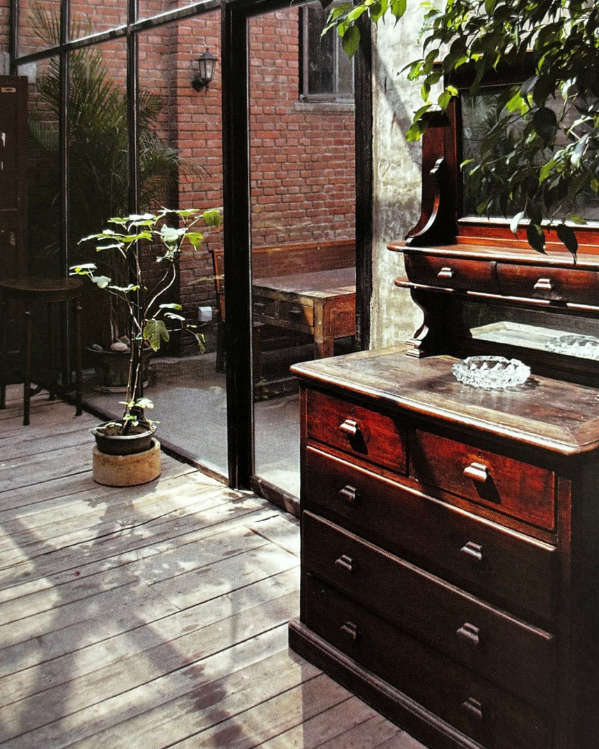 Pestil Books for vitruta Hip Dining China