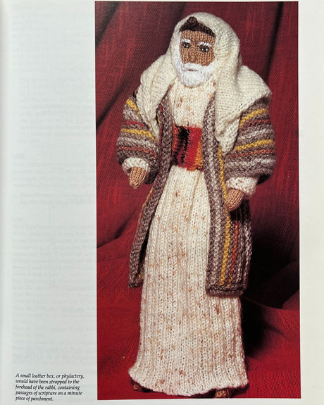 Pestil Books for vitruta Knitted Historical Figures