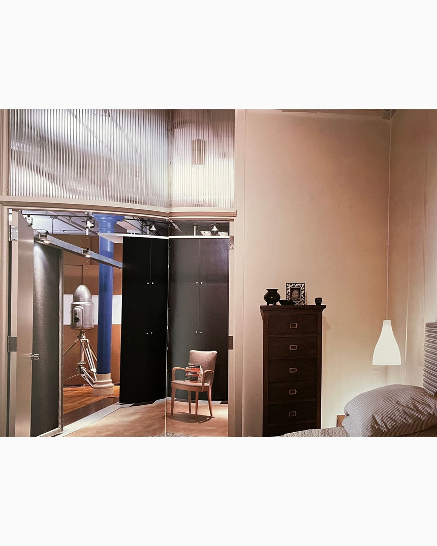 Pestil Books for vitruta Loft
