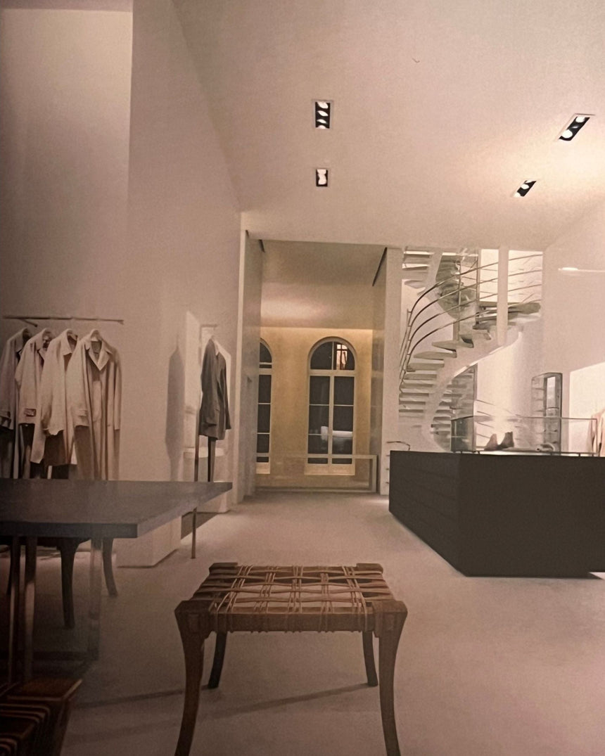 Pestil Books for vitruta Store Window Design