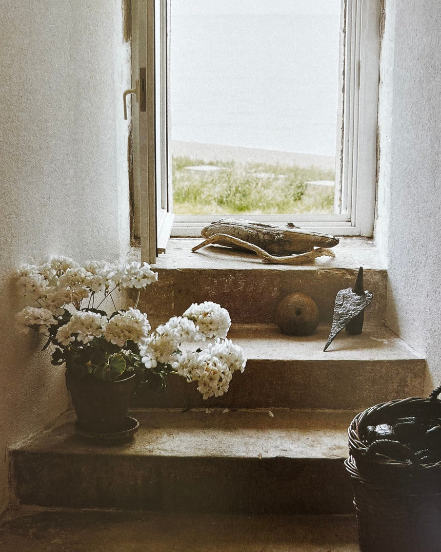 Pestil Books for vitruta The Country Home Decorating Book: A Practical Guide to Restoring, Styling and Furnishing