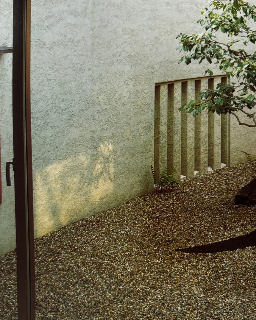 Pestil Books for vitruta The Modern Japanese Garden
