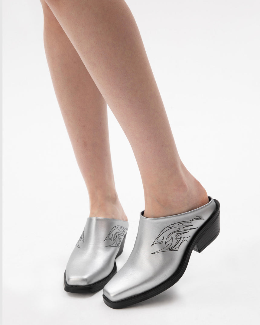 Prev Regan Mule Kadın Ayakkabı