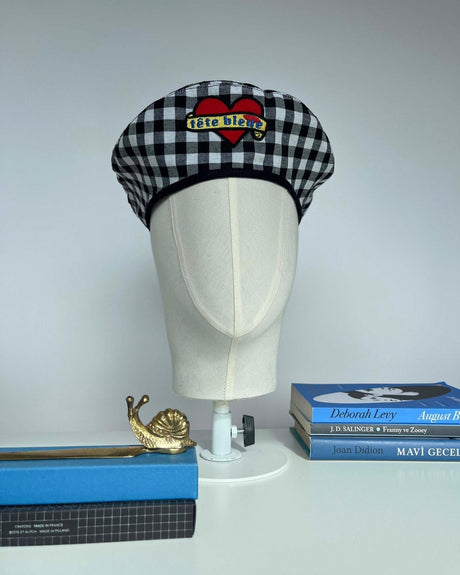 tête bleue Lilou Tie - Back French Beret Black