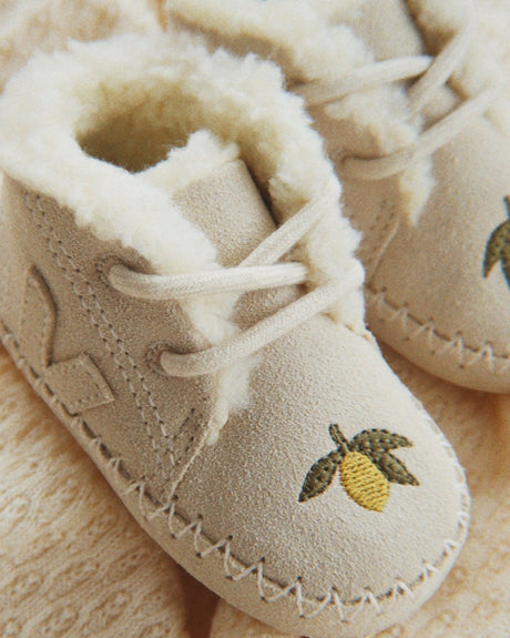VEJA VEJA X Konges Slojd Baby Suede Bebek Sneaker