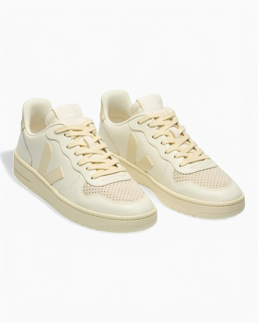 VEJA V-10 Leather Kadın Sneaker