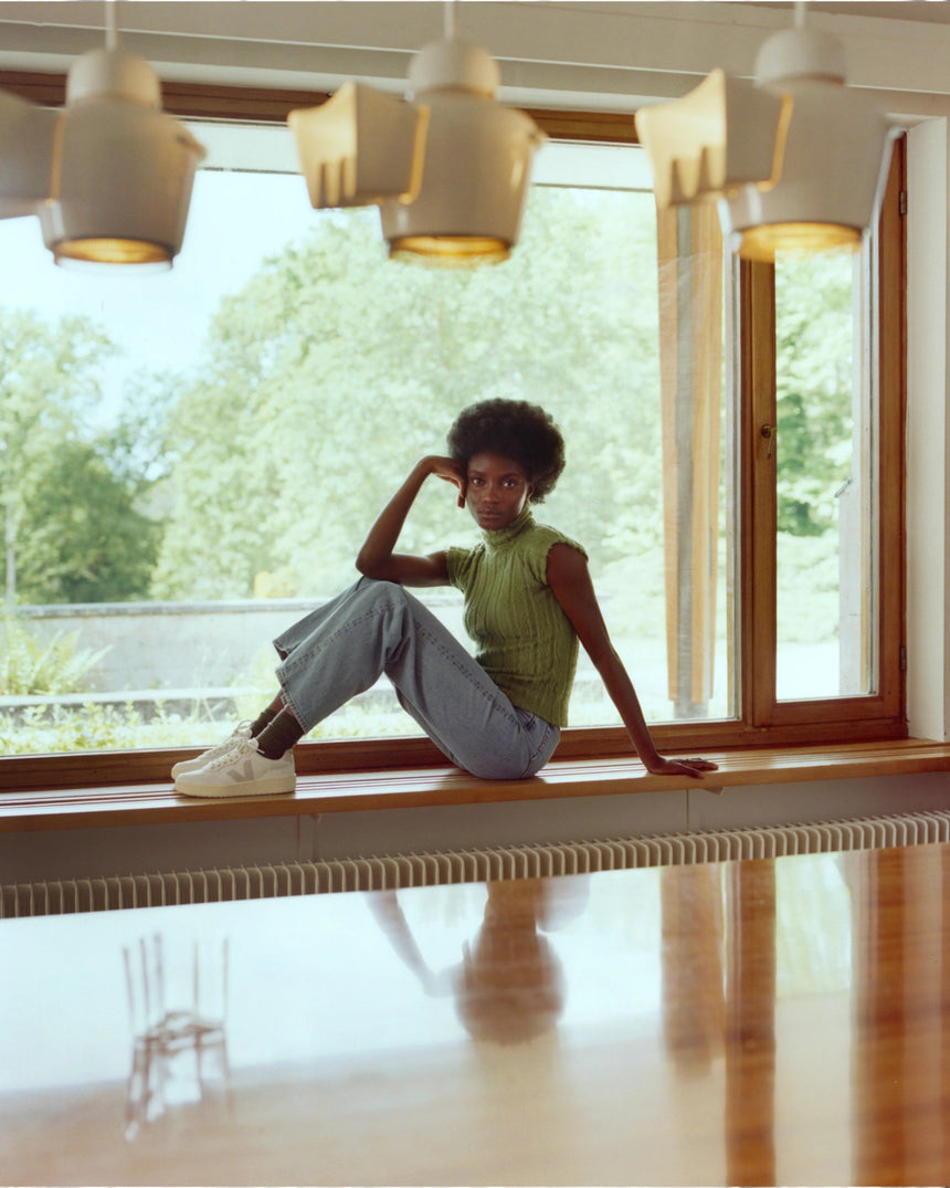 VEJA V-90 Leather Kadın Sneaker