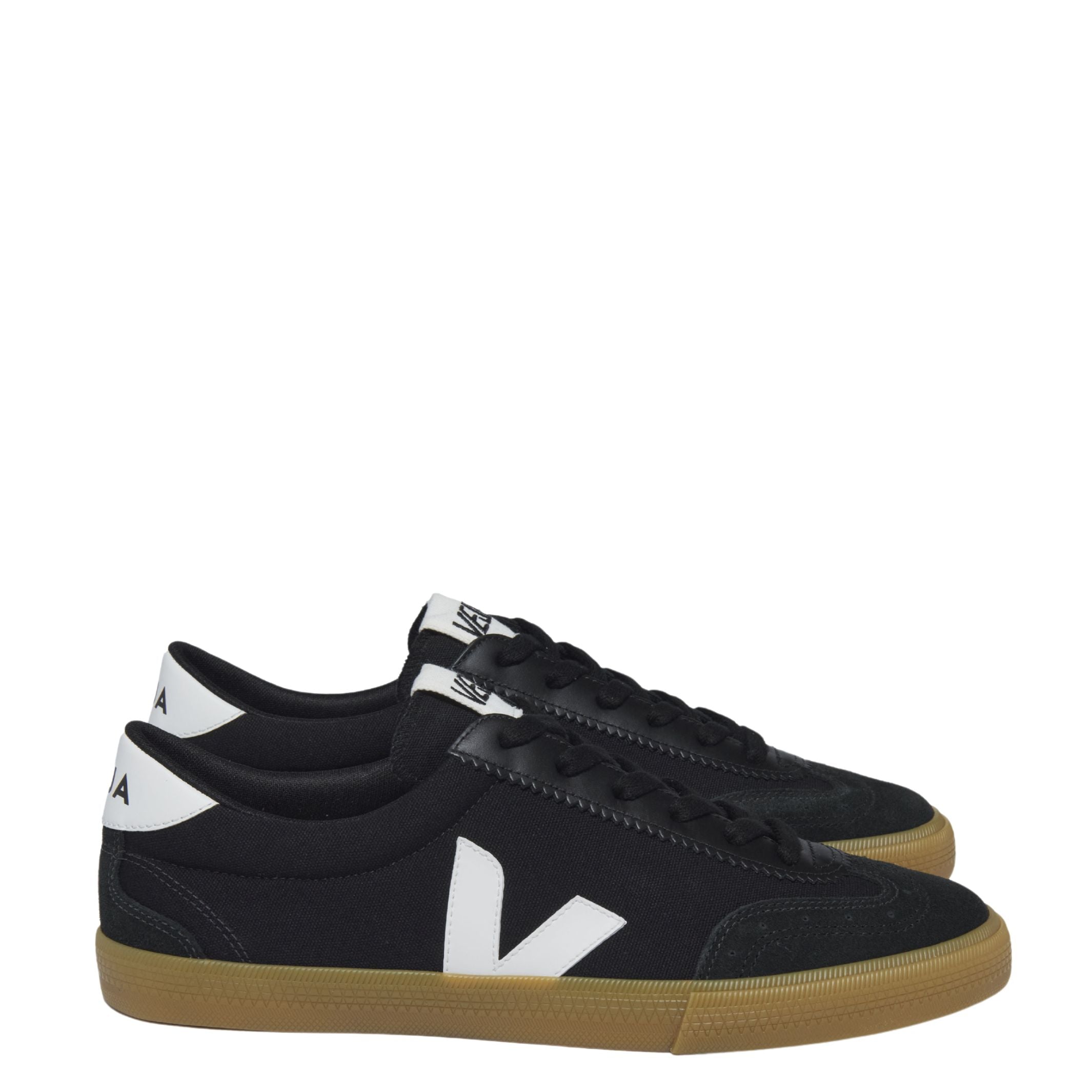 VEJA Volley Canvas Men s Sneaker vitruta