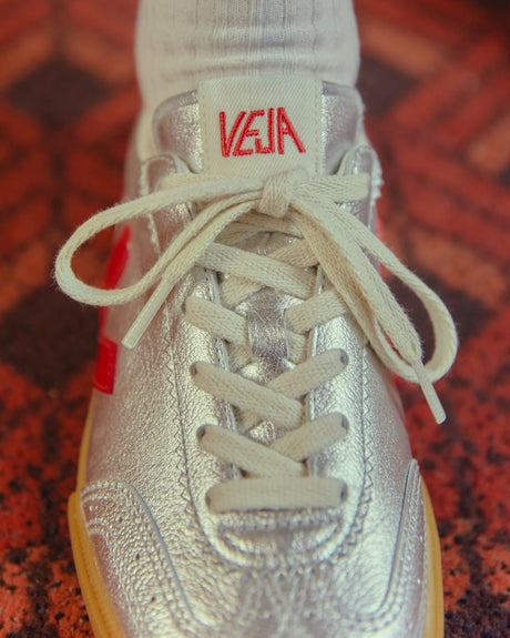 VEJA Volley Organic Traced Leather Kadın Sneaker